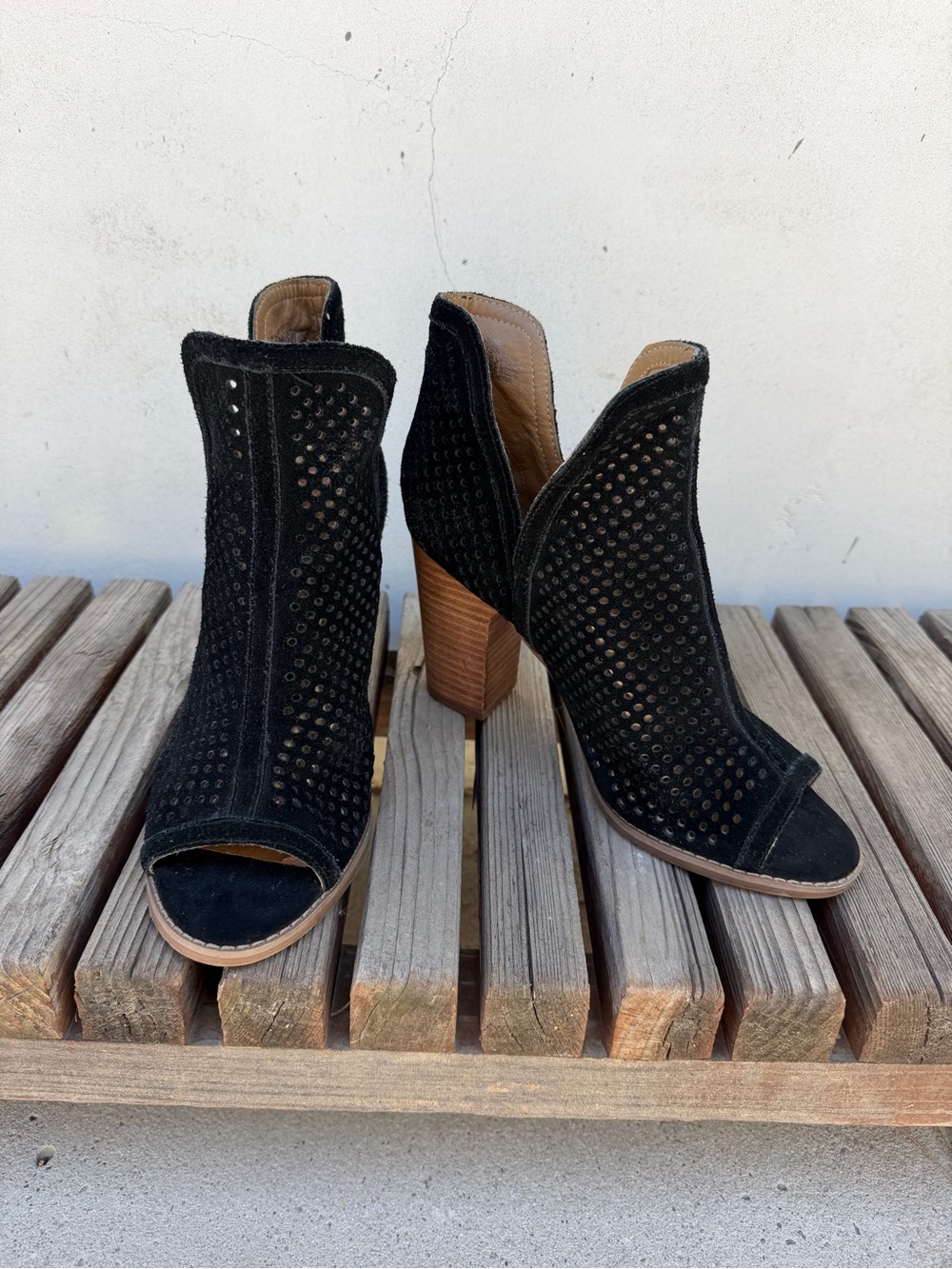 Lucky Brand Black Suede Peep Toe Cutout Booties Size 8.5